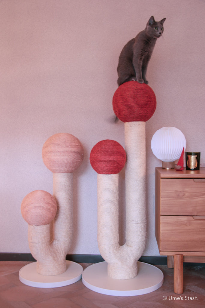 Great Maple scratching post (Autumn red) - Ume's Stash - Tall scratching post