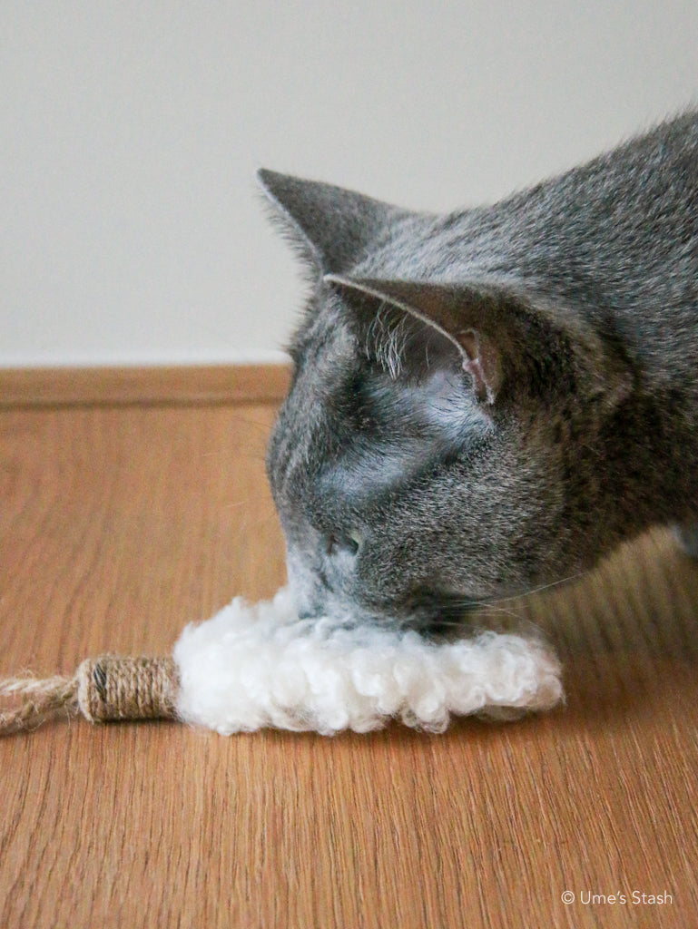 Curly lamb wand attachment