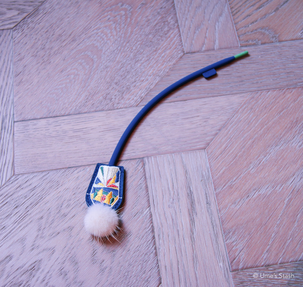 Holly cat wand - Ume's Stash - Cat teaser wand