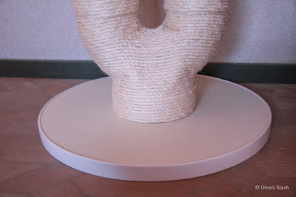 Great Maple scratching post (Spring pink)