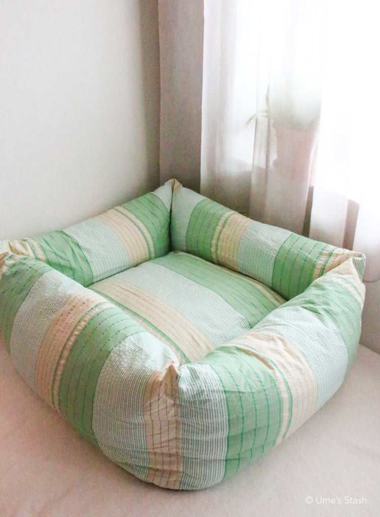 Sweet pea cushion bed
