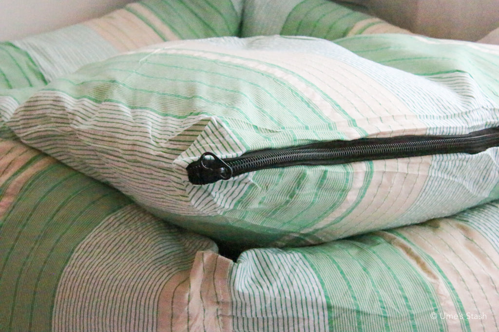 Sweet pea cushion bed