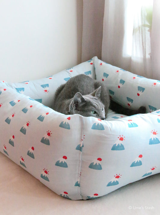 Fuji-san cushion bed