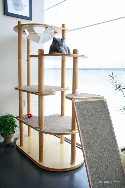 Moon Pillar cat tree