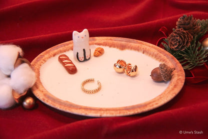 Boulangerie Cat plate - Gorong Lab - Cat themed homeware