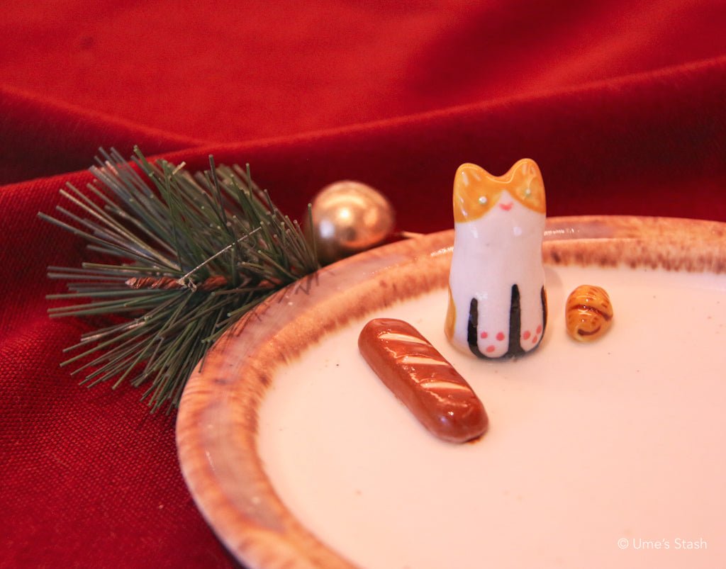 Boulangerie Cat plate - Gorong Lab - Cat themed homeware