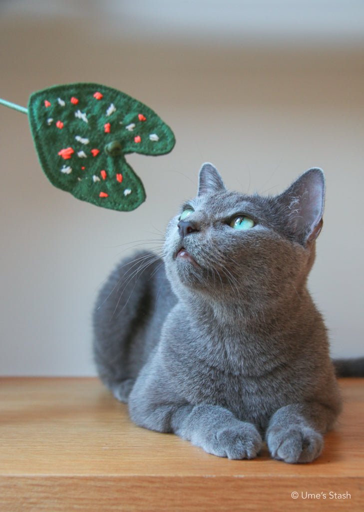 Caladium leaf teaser wand - Ume's Stash