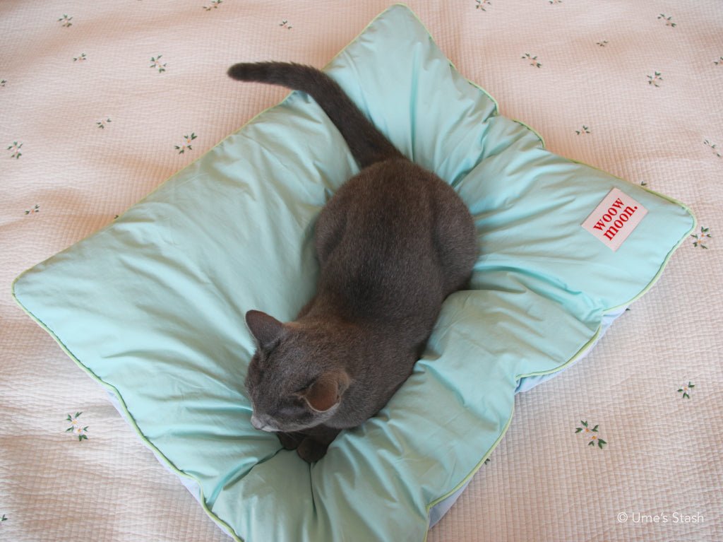 Fluffy Cloud pet cushion - Ume's Stash