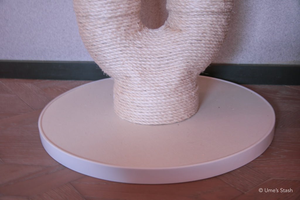 Great Maple scratching post (Spring pink) - Ume's Stash