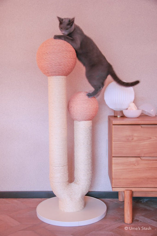 Great Maple scratching post (Spring pink) - Ume's Stash