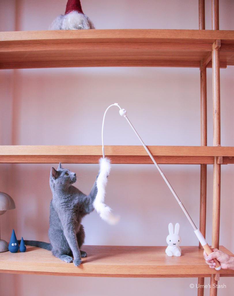 Holly cat wand - Ume's Stash - Cat teaser wand