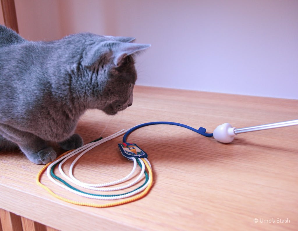 Holly cat wand - Ume's Stash - Cat teaser wand