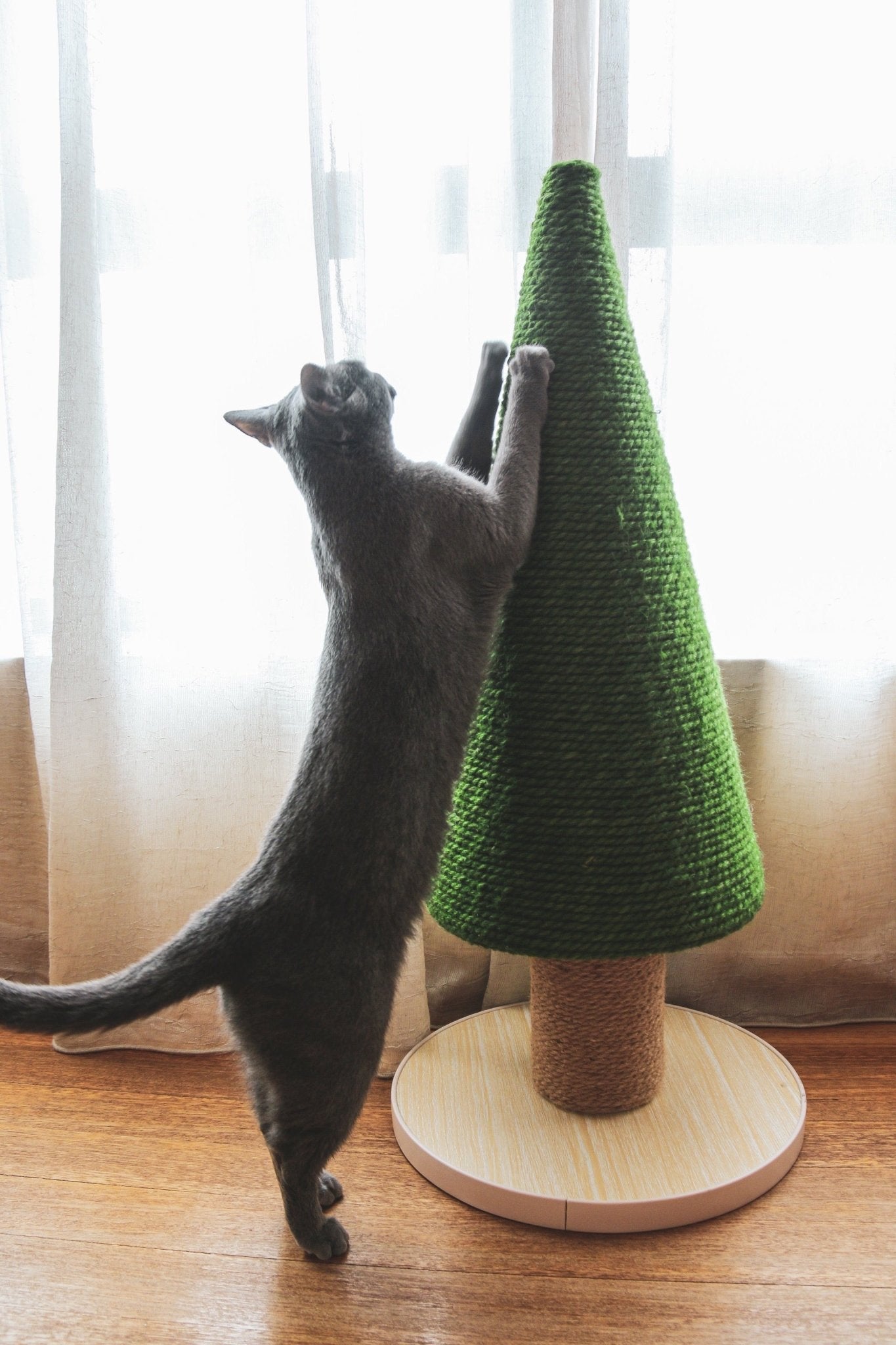 Cedar cat scratching post sale