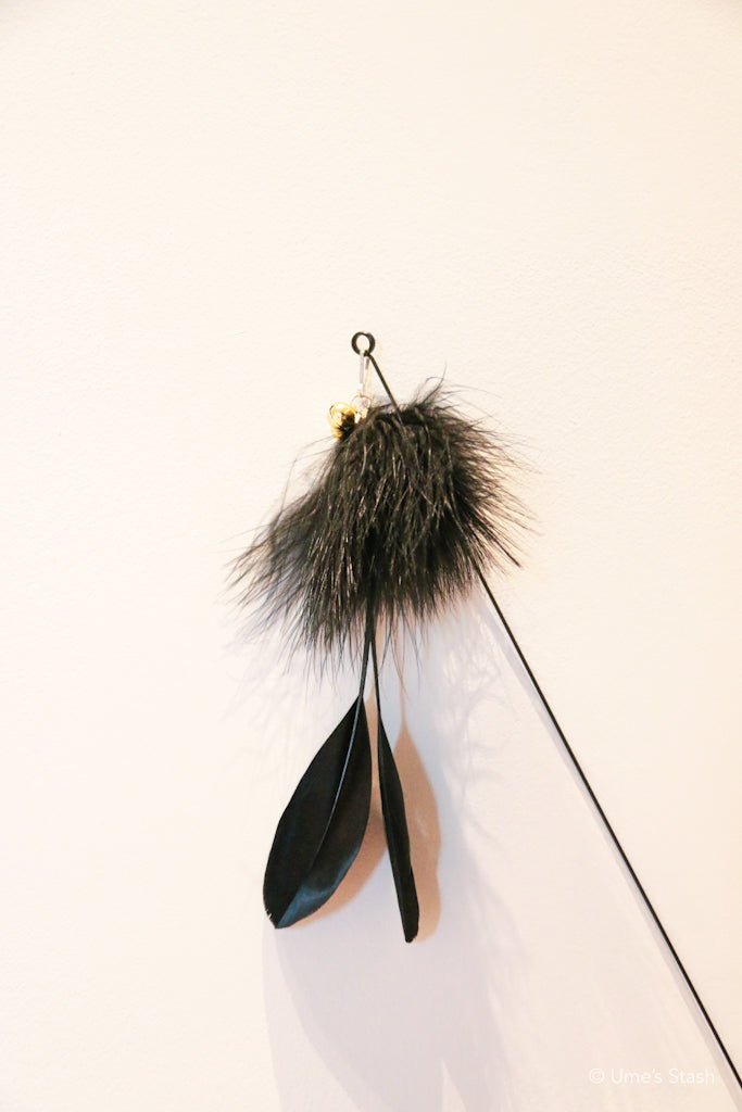 Motmot feathers (wand attachment) - Ume's Stash